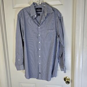 Men's Hart Shaffner Marx‎ Blue Striped  Button Down Long Sleeve Shirt. 15.5/33